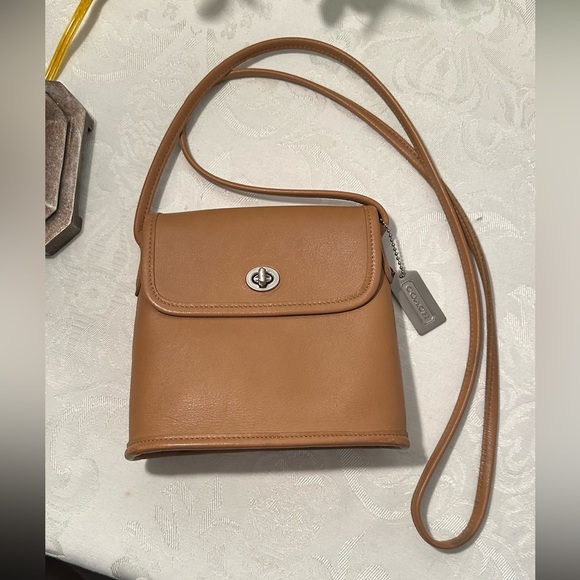 Coach Handbags - Coach Vintage Tango Flap‎ in Camel - Costa Rica 9049